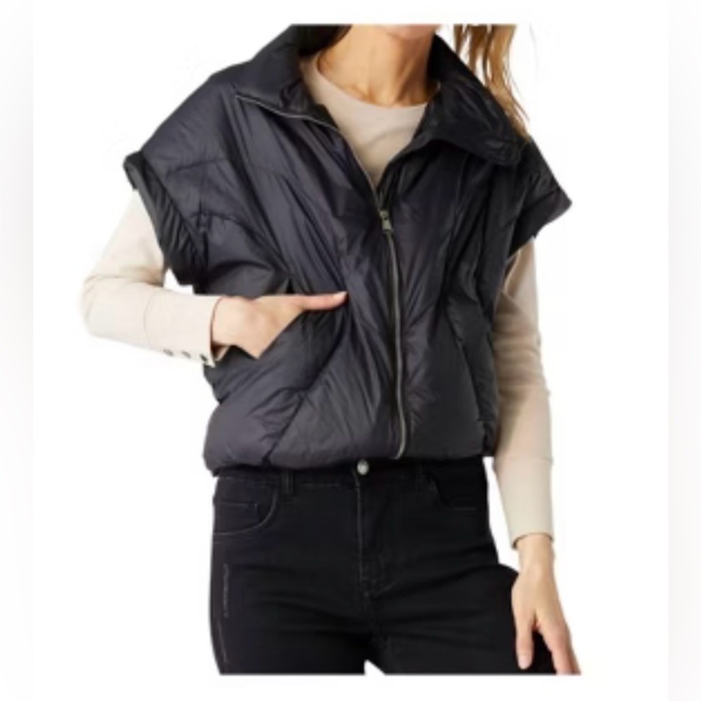 NWT Coco & Carmen Cropped‎ Puffer Vest L/XL Black Duck Down Nylon Zip